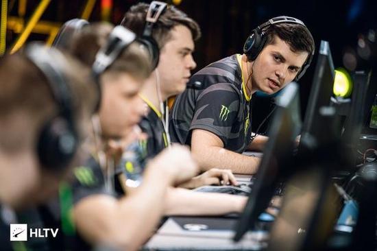 DOTA2主播完美世界dodo宣布停播背后的故事